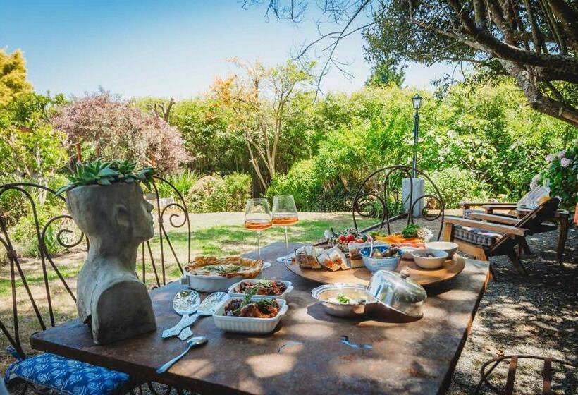 بنسيون Atello Guesthouse