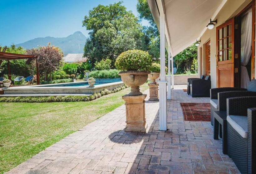 بنسيون Atello Guesthouse