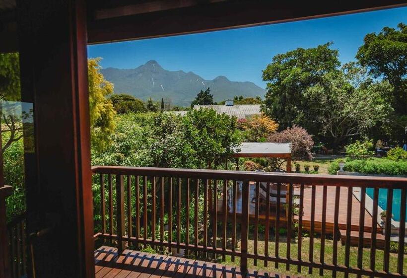 بنسيون Atello Guesthouse