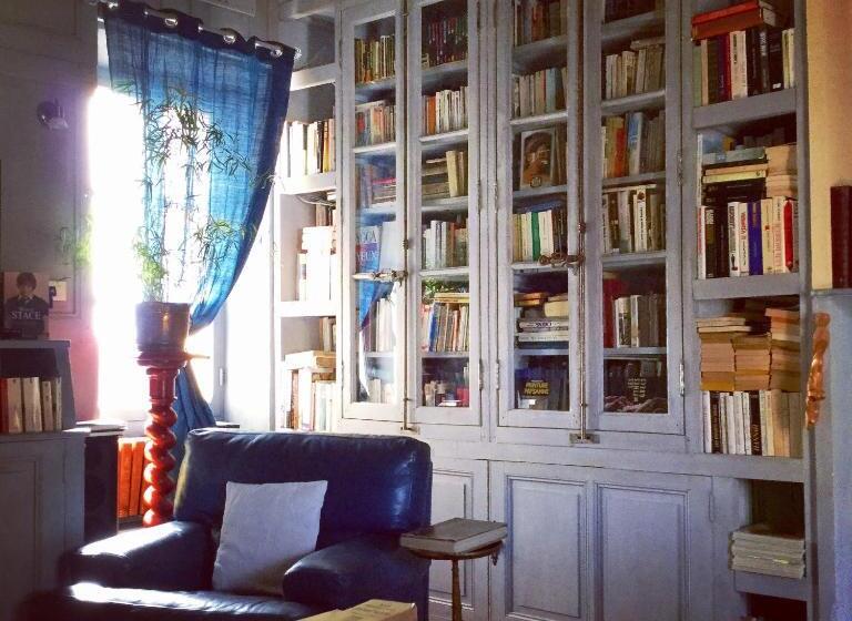 Пансион Au Puits De La Fontaine