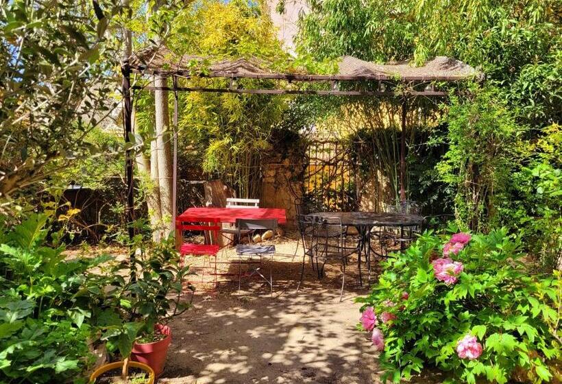 Пансион Au Puits De La Fontaine