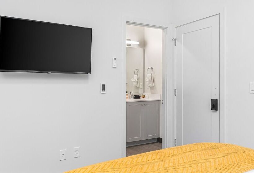 بنسيون Bobba Fett S Carbonite Suite