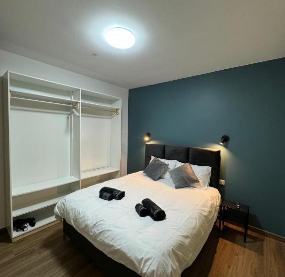 پانسیون Capital Heights Room, Victoria