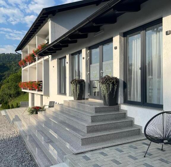 膳宿费 Flori De Tei Maramures