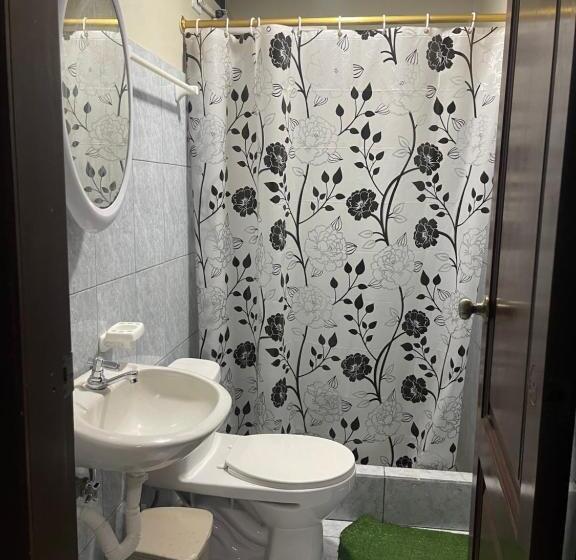 Пансион Hostal Costa Linda Salinas