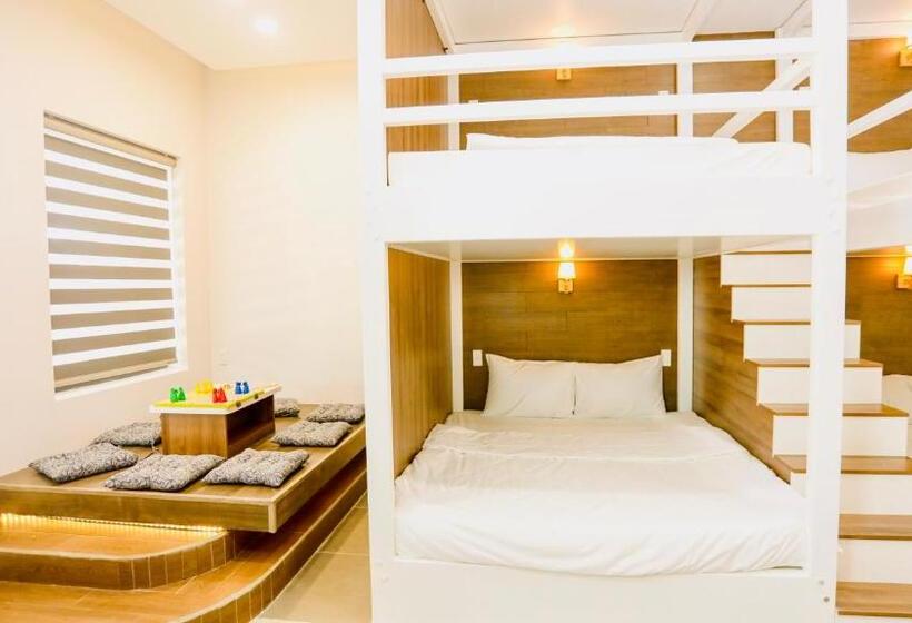 پانسیون Kiwi S Homestay & Cafe