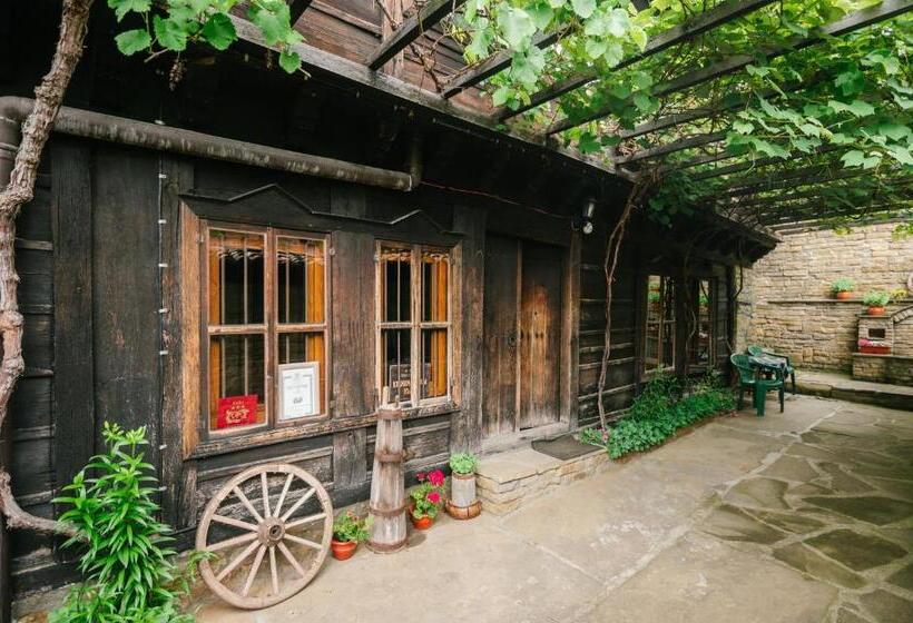 פנסיון Kodjamanova House