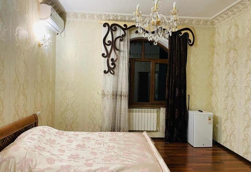 פנסיון Mavie Guest House