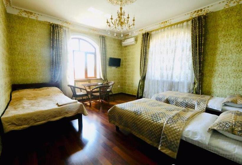 פנסיון Mavie Guest House