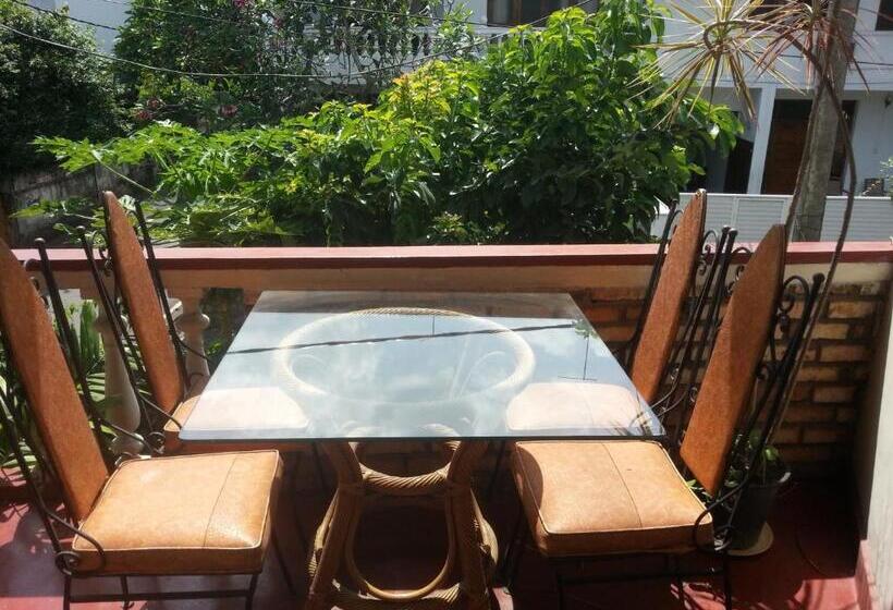 بنسيون Nawala Inn