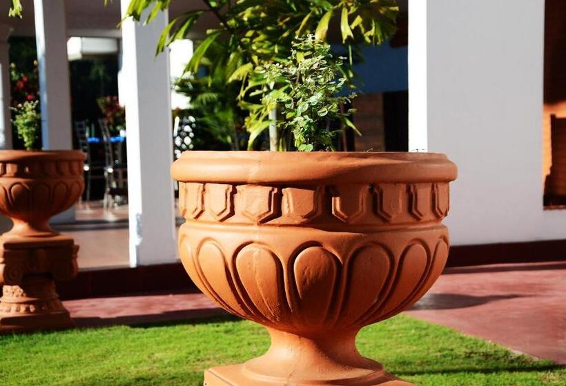 펜션 Nil Vimana Villa