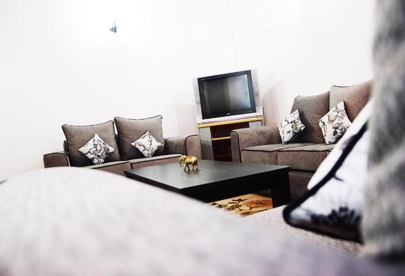 펜션 Nil Vimana Villa