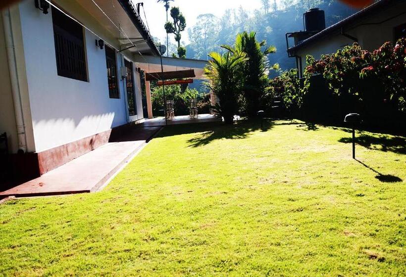 펜션 Nil Vimana Villa