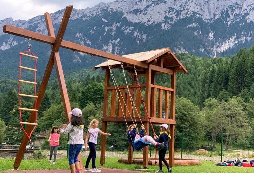 ペンション Panorama Pietrei Craiului