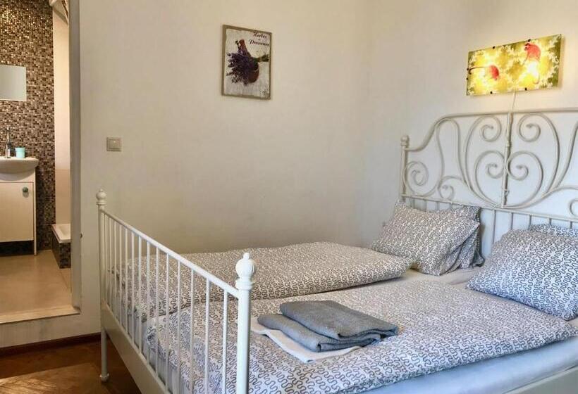 펜션 Penzión Vilka Podhájčanka