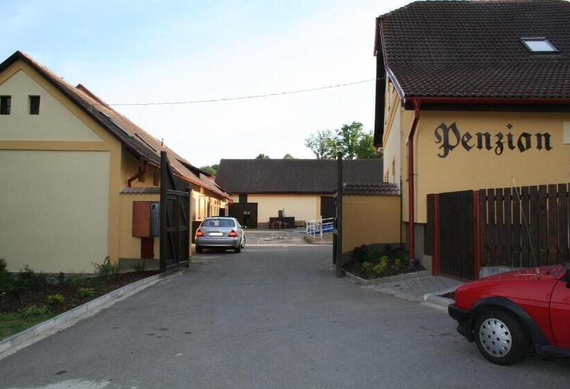ペンション Penzion Přeštěnice