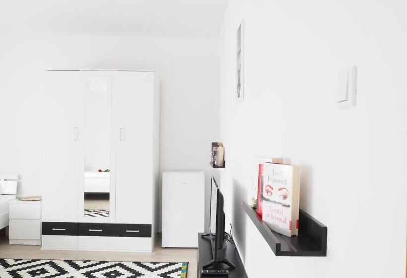 Пансион Neumarkt Wohnung