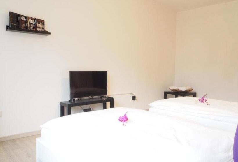 Пансион Neumarkt Wohnung