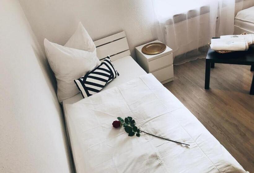 Пансион Neumarkt Wohnung