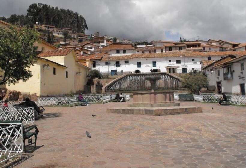 ペンション The Hannah S House