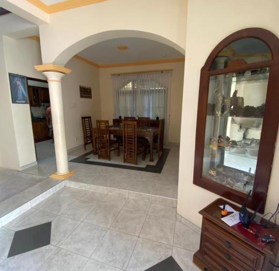 펜션 The Serene House