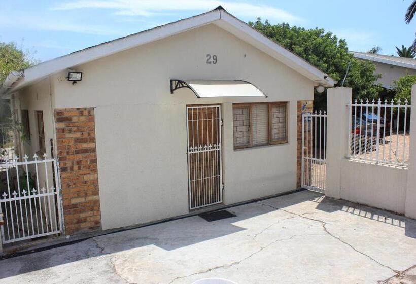 بنسيون Three Arches Guesthouse