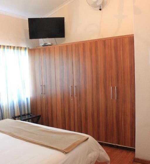 بنسيون Three Arches Guesthouse