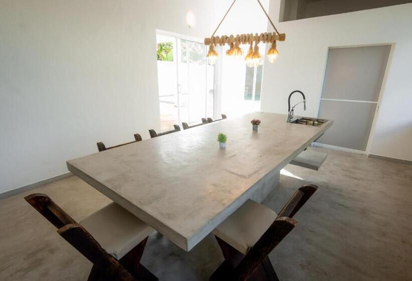 بنسيون Villa 38 By Royal Exotic Ceylon