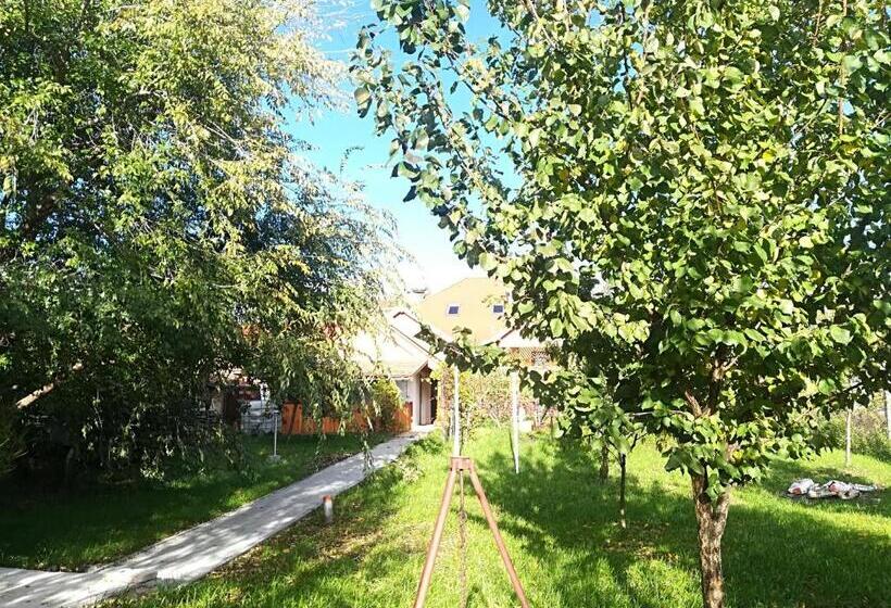 膳宿费 Vár Liget Vendégház