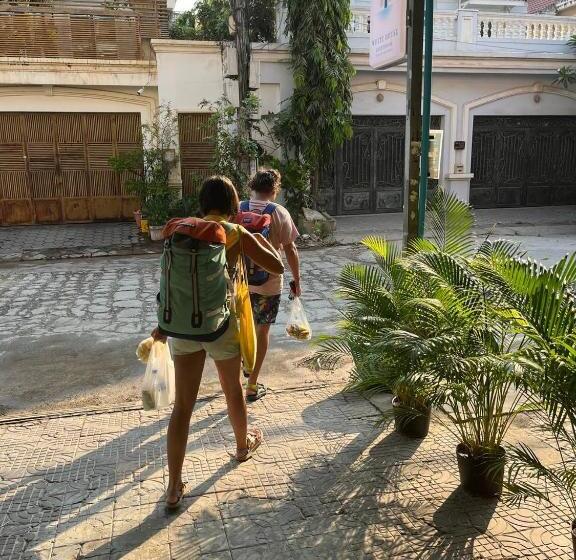 پانسیون White House Guesthouse