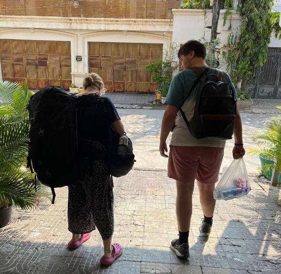 پانسیون White House Guesthouse