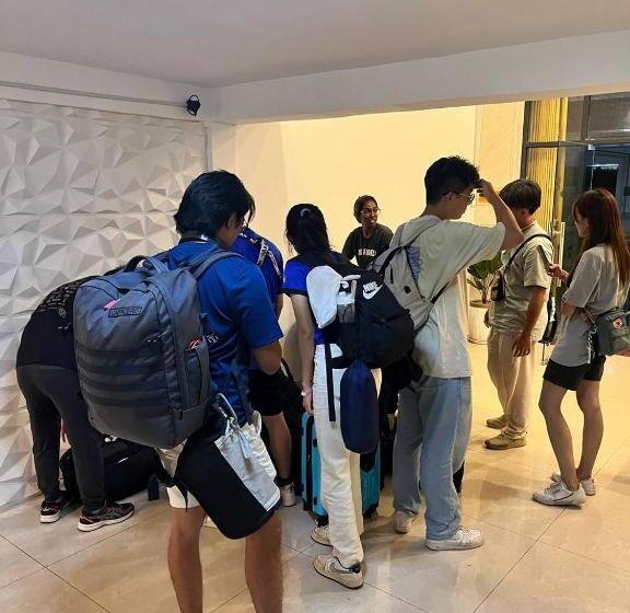 پانسیون White House Guesthouse