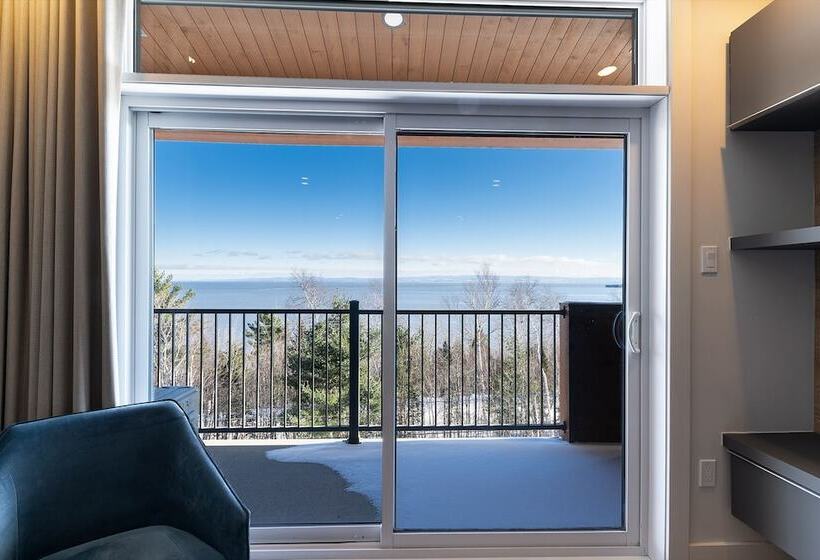 Les Caches De La Grande Pointe