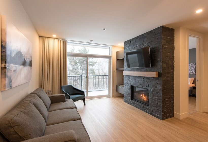 Les Caches De La Grande Pointe