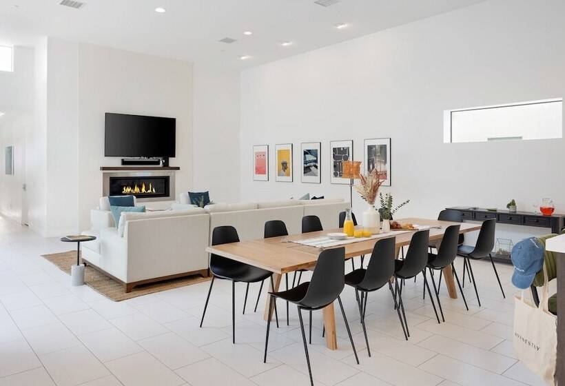 Polo Villa 7 By Avantstay Features Entertainer S Backyard + Game Room 260316 5 Bedrooms