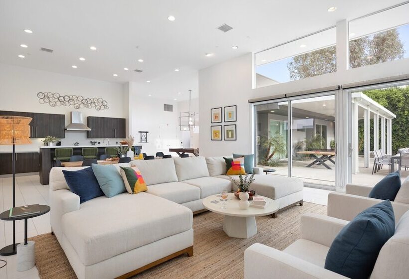 Polo Villa 7 By Avantstay Features Entertainer S Backyard + Game Room 260316 5 Bedrooms