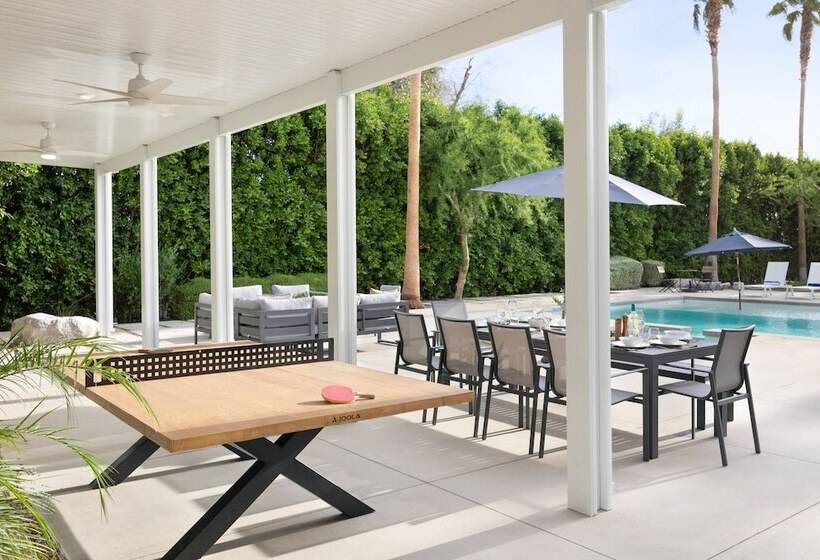 Polo Villa 7 By Avantstay Features Entertainer S Backyard + Game Room 260316 5 Bedrooms