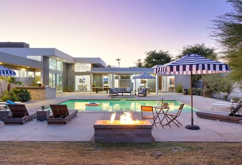 Polo Villa 7 By Avantstay Features Entertainer S Backyard + Game Room 260316 5 Bedrooms