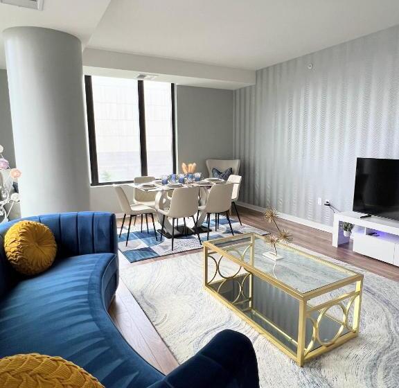 Premier Escape Tysons 4 Beds