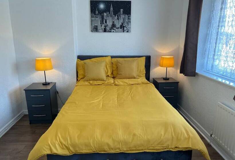 住所  Cosy House Near Lea Hall Train Station Bhx Nec Nia