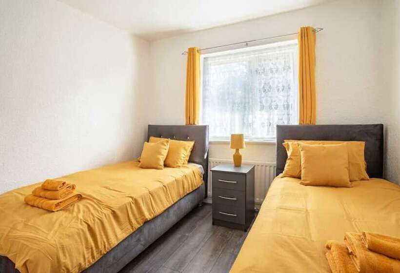 住所  Cosy House Near Lea Hall Train Station Bhx Nec Nia