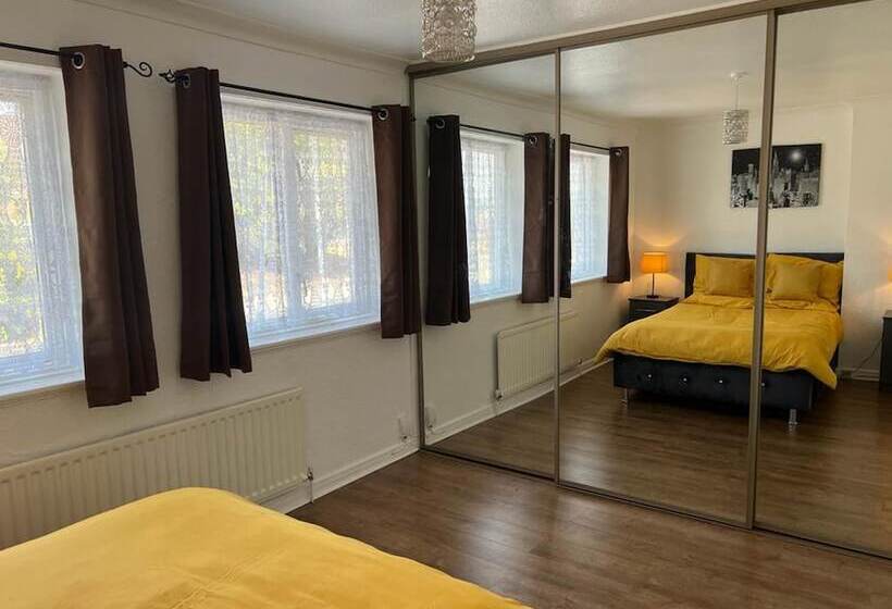 住所  Cosy House Near Lea Hall Train Station Bhx Nec Nia