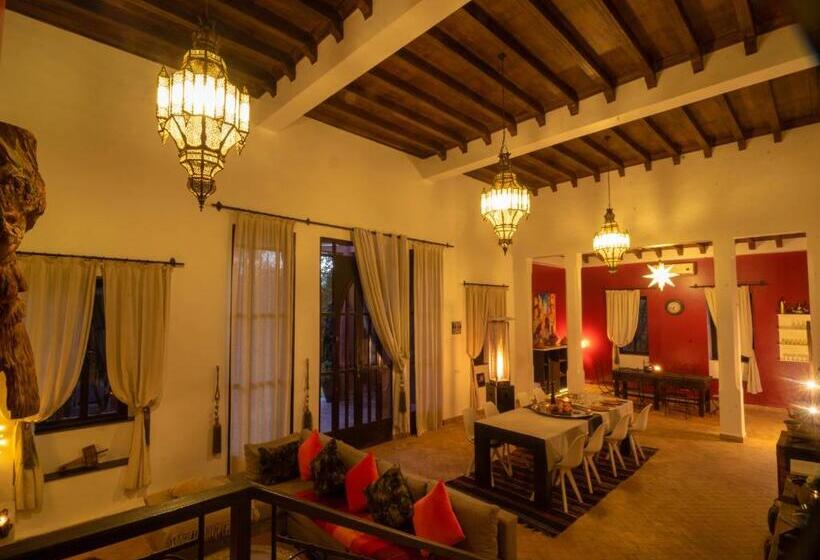 ریاض Villa Septha