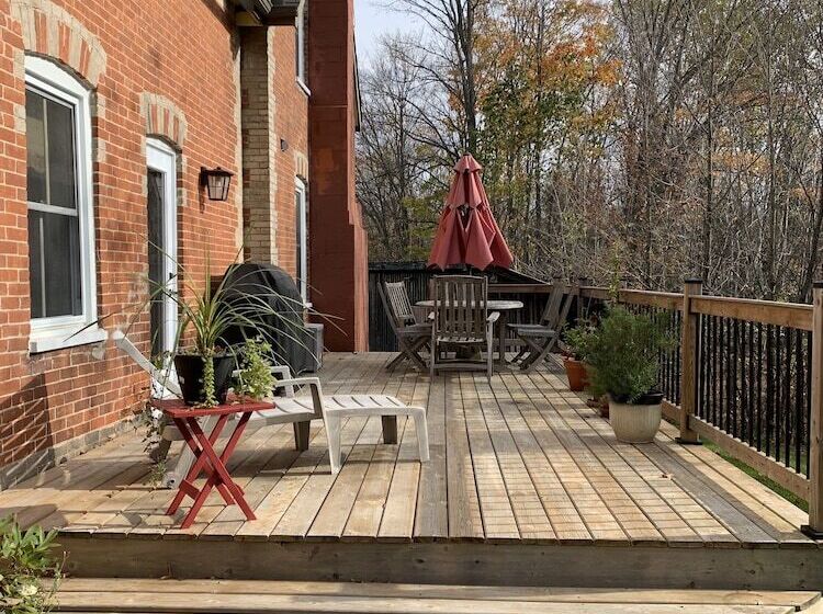 Sawyer S Creek Bed And Breakfast