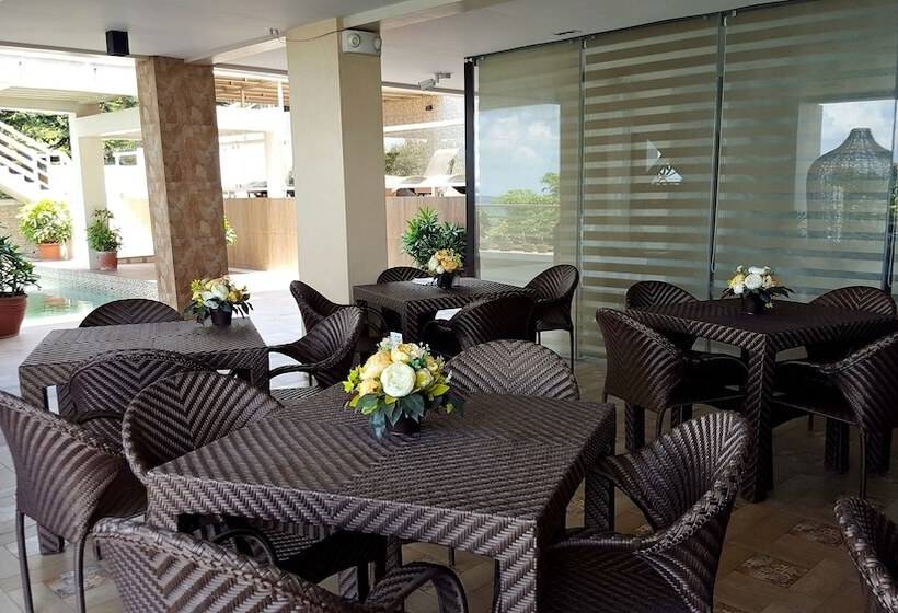 Splash Suites Hotel Tagaytay