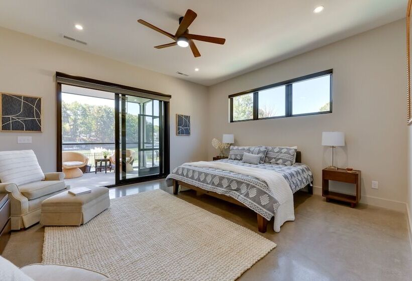 The Retreat At Lake Norman: Boat Dock & Pool!