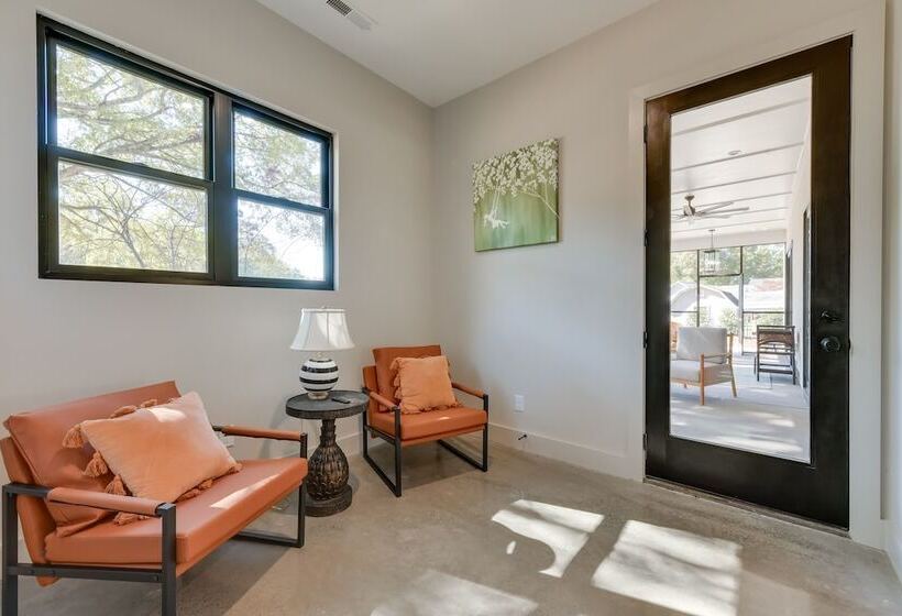 The Retreat At Lake Norman: Boat Dock & Pool!