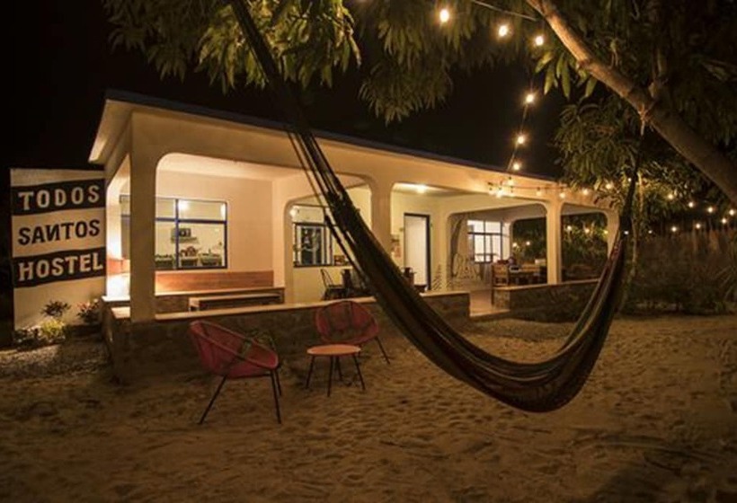 Todos Santos Hostel