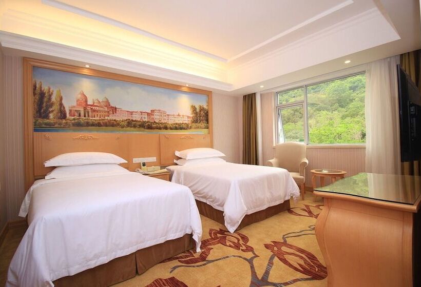 Vienna Hotel Binhai Pearl Branch