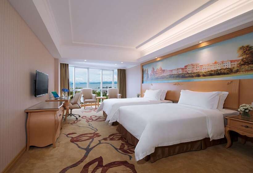 Vienna Hotel Binhai Pearl Branch